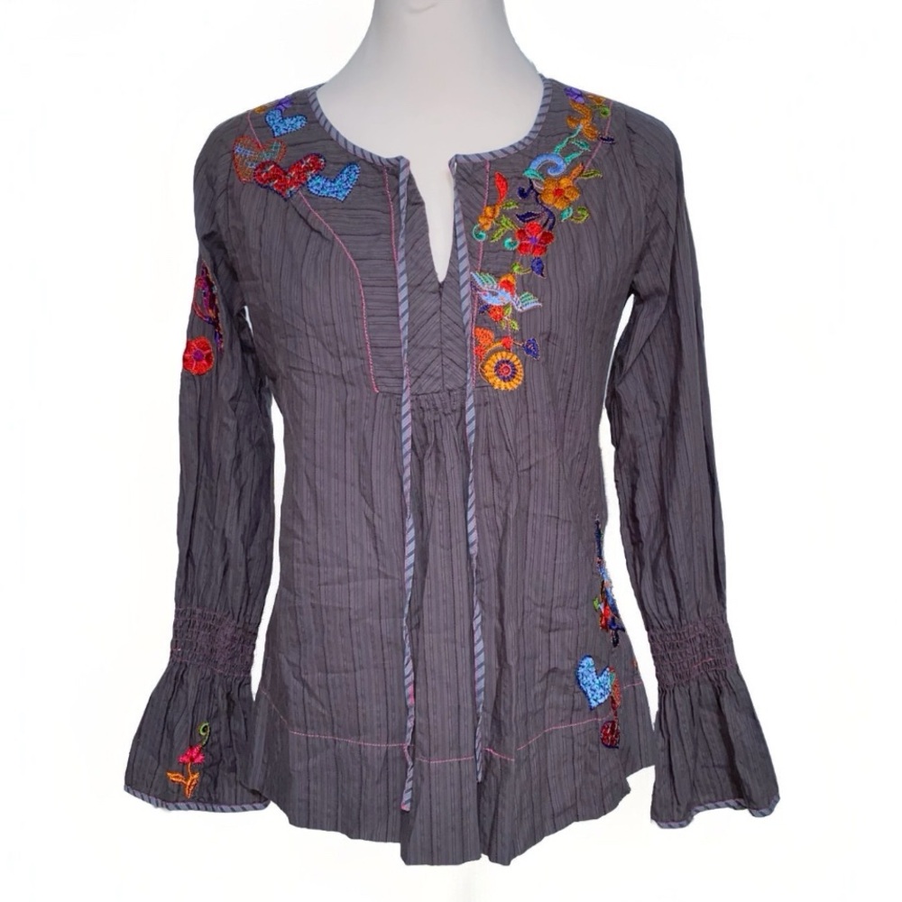 3J JOHNNY WAS flower butterfly heart embroidered gray long sleeve neck tie top - Picture 1 of 11